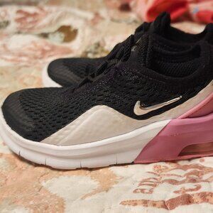 Toddler Nike slip-on shoes size 6